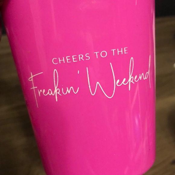 Pink Stadium Cups - Picture 2 of 6